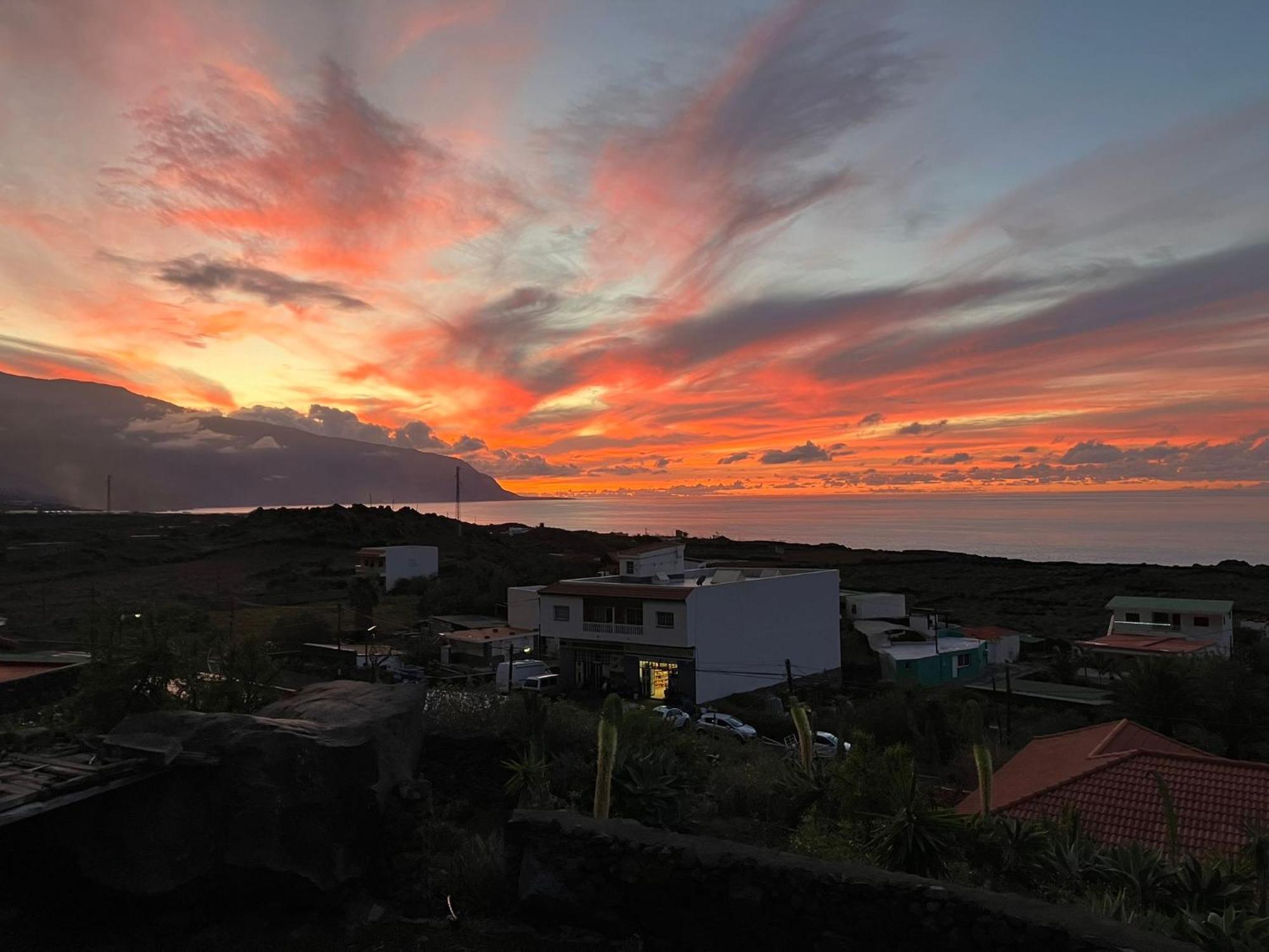 Casa Nela. Rural Y Acogedora En Puntas El Hierro *
